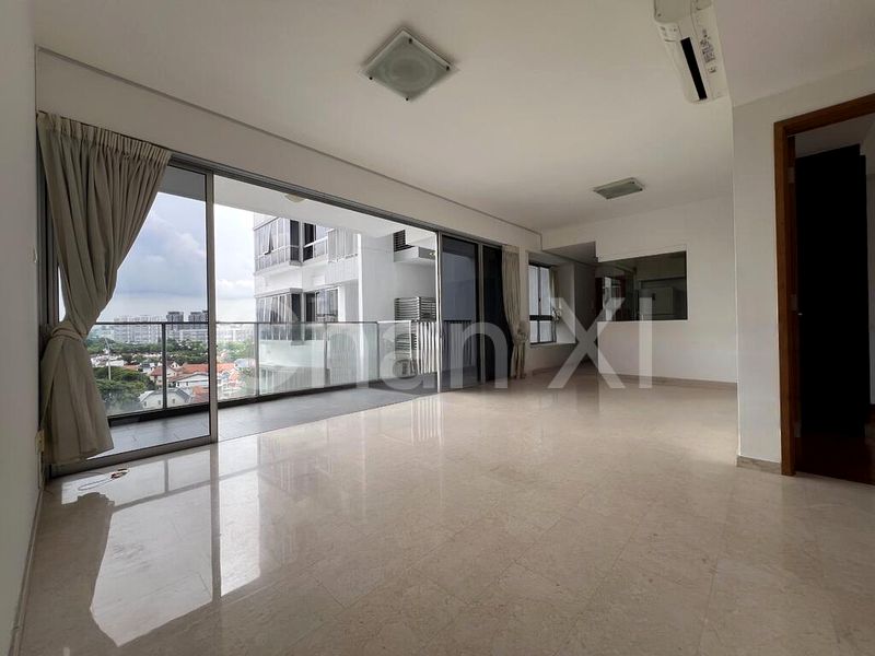 4 Bed Condo for Rent in  The Parc Condominium - Image 12